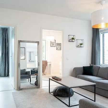 Spacious And Cozy, Well Equipped, 2 Bedroom In Great Location Tampere